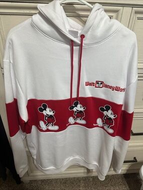 Walt Disney World White & Red Mickey Mouse Hoodie